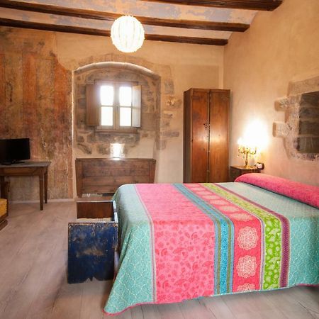 Casa Mur De Alujan Tierrantona Ngoại thất bức ảnh