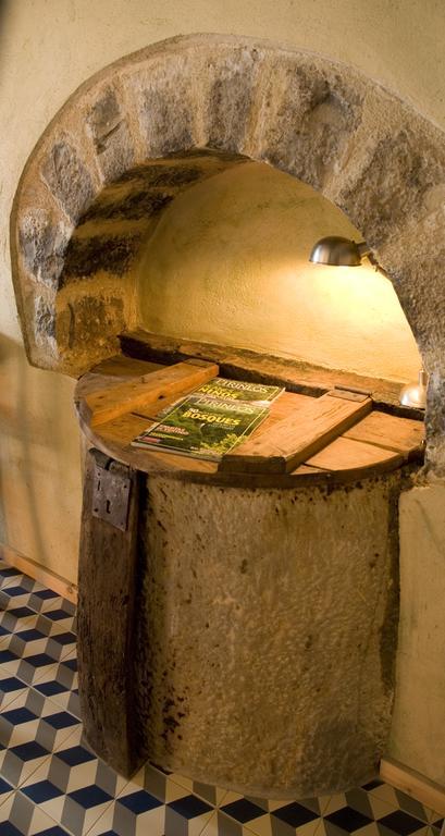 Casa Mur De Alujan Tierrantona Phòng bức ảnh