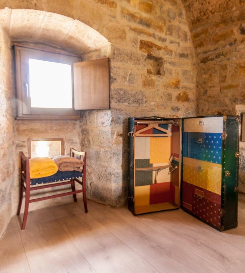 Casa Mur De Alujan Tierrantona Ngoại thất bức ảnh